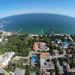 Bisser - Free Parking - Free Pool Access Μπαλτσίκ