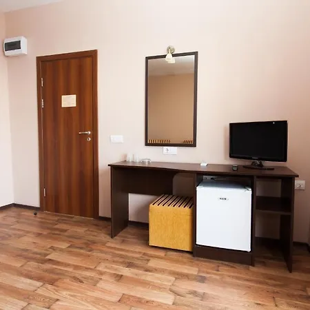 Bisser - Free Parking - Free Pool Access 2* Balchik