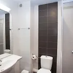 Bisser - Free Parking - Free Pool Access 2*