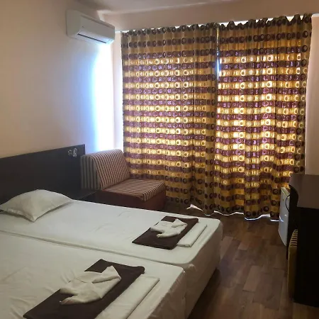 Ξενοδοχείο Bisser - Free Parking - Free Pool Access 2*
