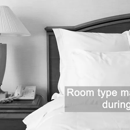 Hotel Bisser - Free Parking - Free Pool Access