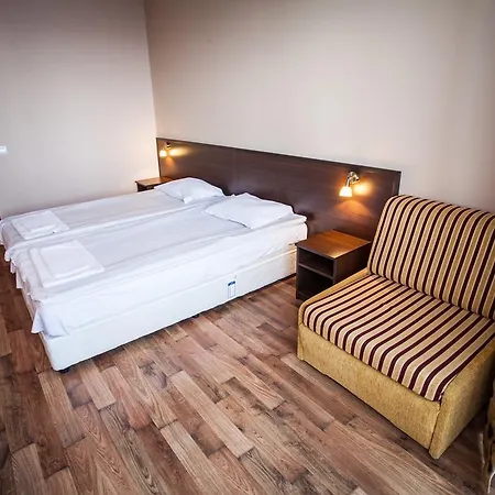 Bisser - Free Parking - Free Pool Access 2* 巴尔奇克