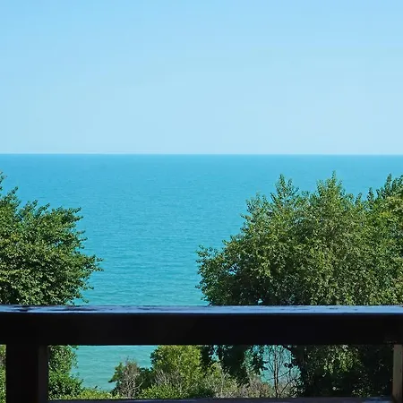 Bisser - Free Parking - Free Pool Access 2* Μπαλτσίκ