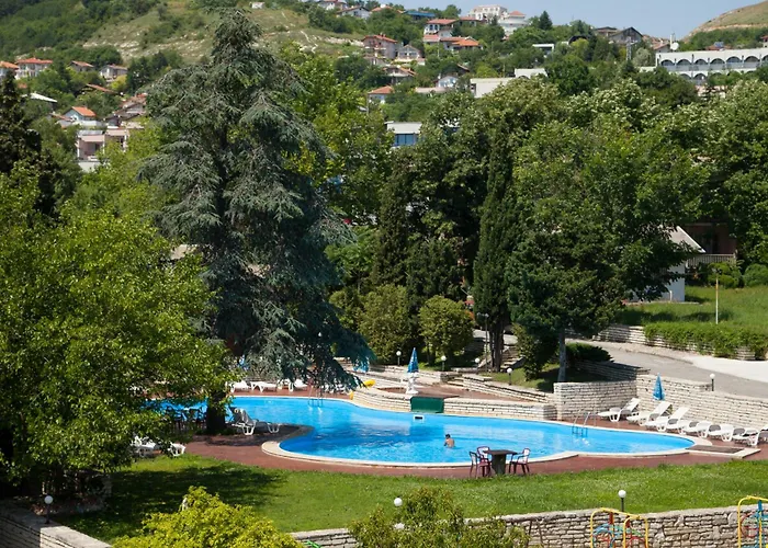 Bisser - Free Parking - Free Pool Access 2* Balchik