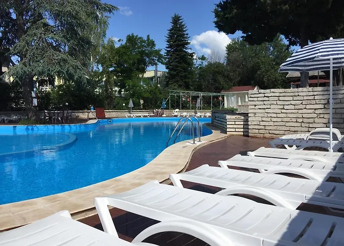 Bisser - Free Parking - Free Pool Access Balchik