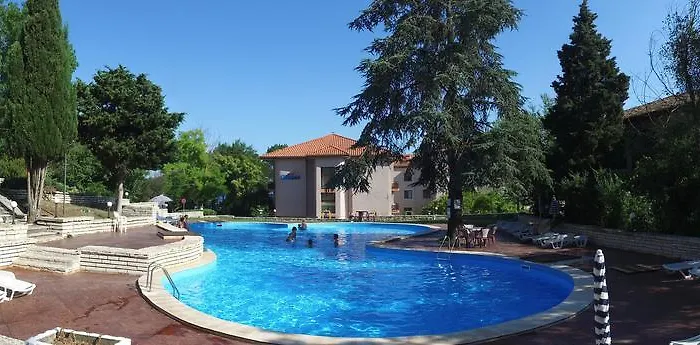 Hotel Bisser - Free Parking - Free Pool Access Balchik