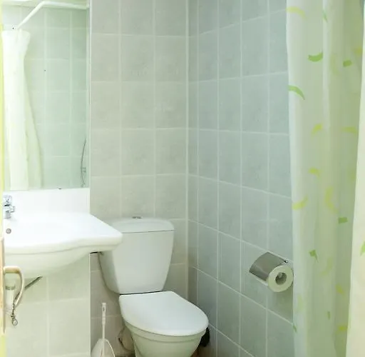 Bisser - Free Parking - Free Pool Access 2* Balchik